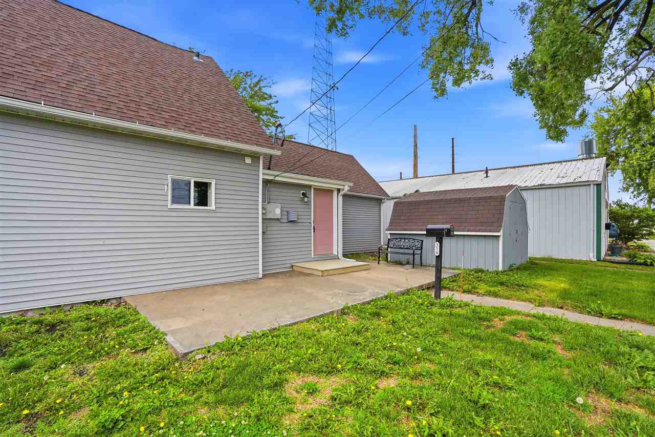 316 E 3rd Street Washington IA 52353