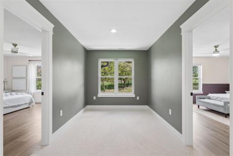 4764 Rapid Creek Road NE Iowa City IA 52245