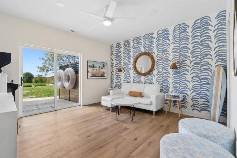 4764 Rapid Creek Road NE Iowa City IA 52245