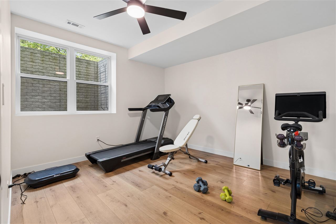 4764 Rapid Creek Road NE Iowa City IA 52245