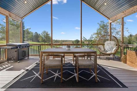 4764 Rapid Creek Road NE Iowa City IA 52245