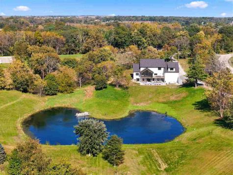 4764 Rapid Creek Road NE Iowa City IA 52245