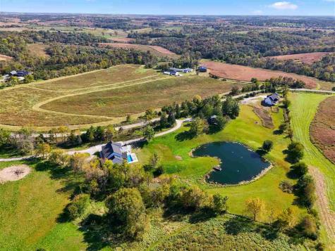 4764 Rapid Creek Road NE Iowa City IA 52245