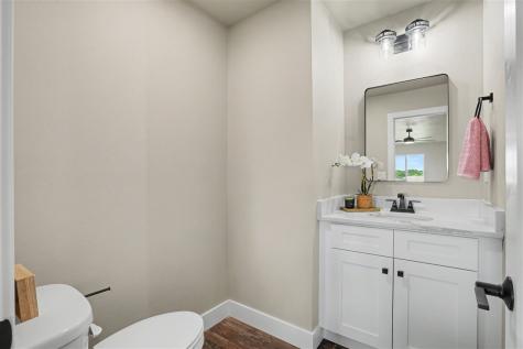 803 Mont Clair Street Solon IA 52333