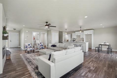 803 Mont Clair Street Solon IA 52333