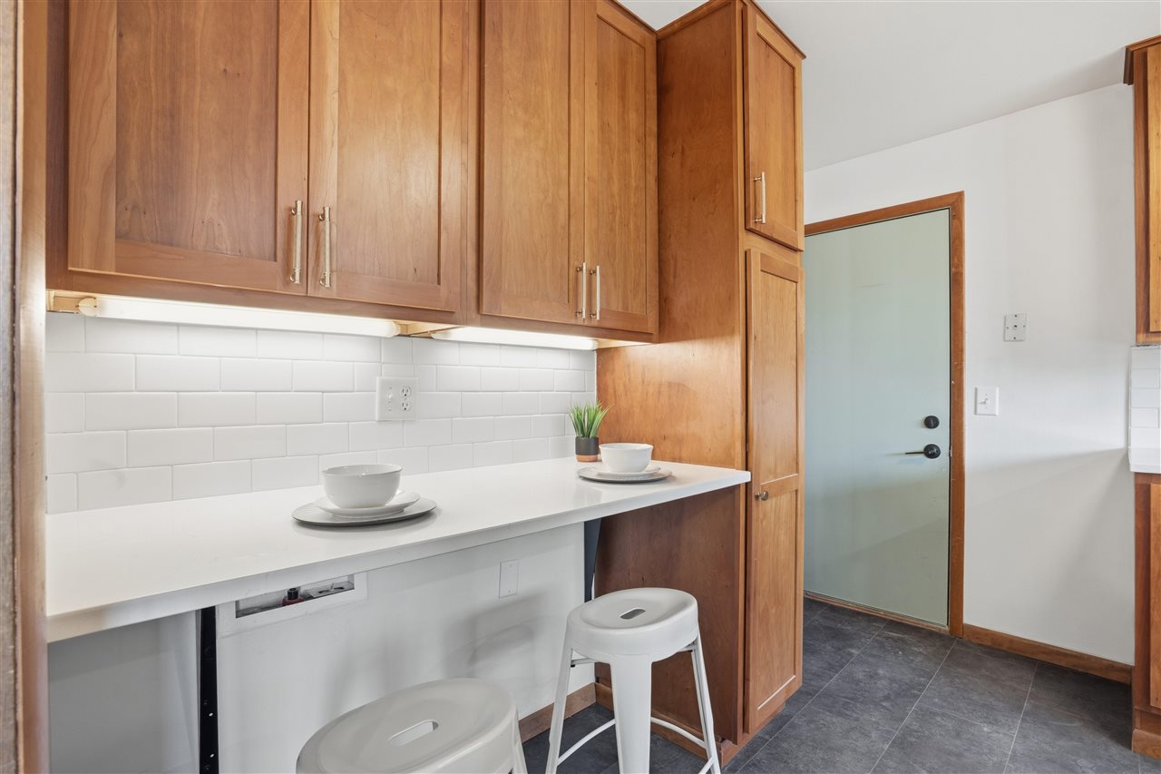 1718 Highland Avenue Iowa City IA 52240