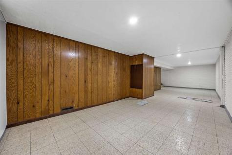 818 20th Avenue Coralville IA 52241