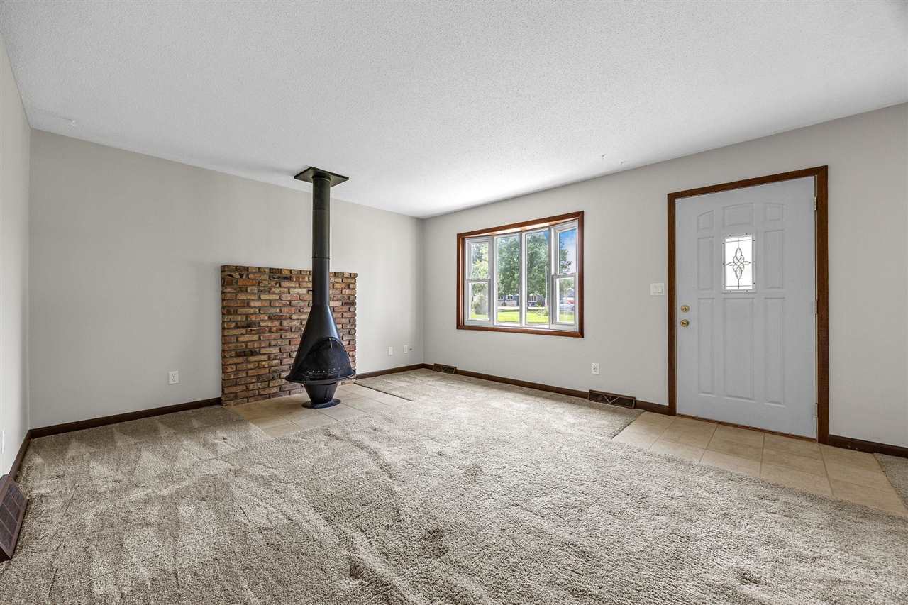 818 20th Avenue Coralville IA 52241