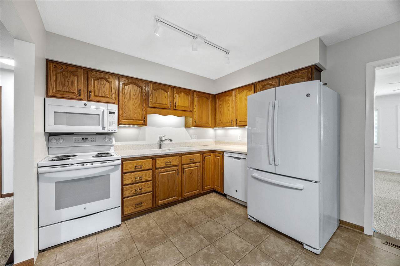 818 20th Avenue Coralville IA 52241