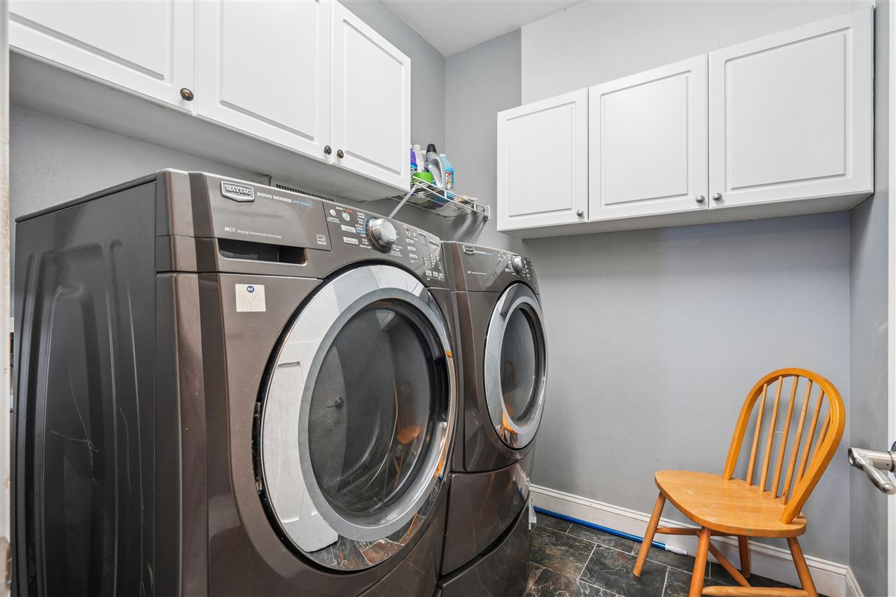 425 3rd Street SW Swisher IA 52338