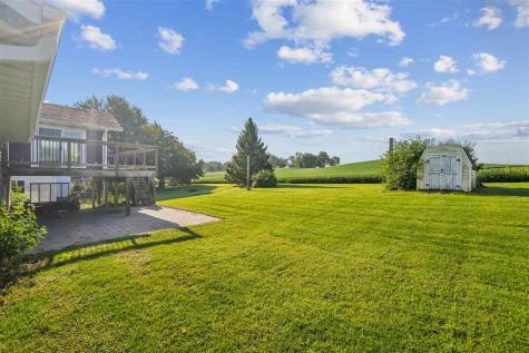 425 3rd Street SW Swisher IA 52338