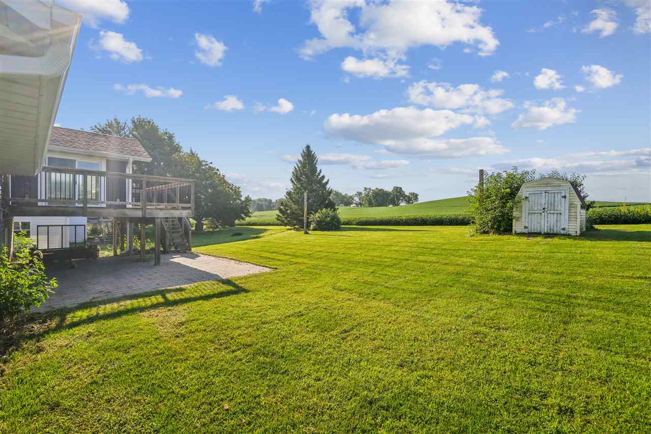 425 3rd Street SW Swisher IA 52338
