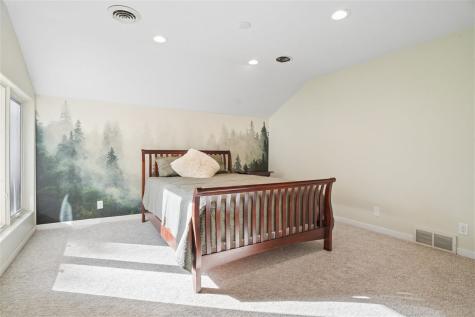 1441 Trail Bend Drive NW Swisher IA 52338