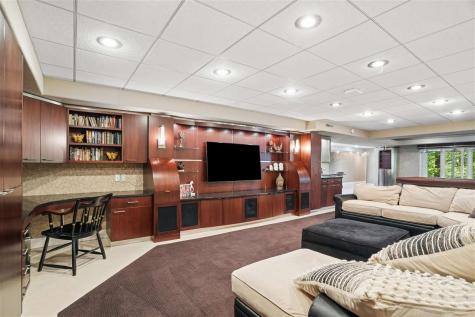 1441 Trail Bend Drive NW Swisher IA 52338