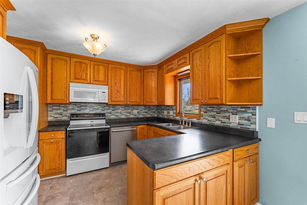 984A Newell Avenue Muscatine IA 52761