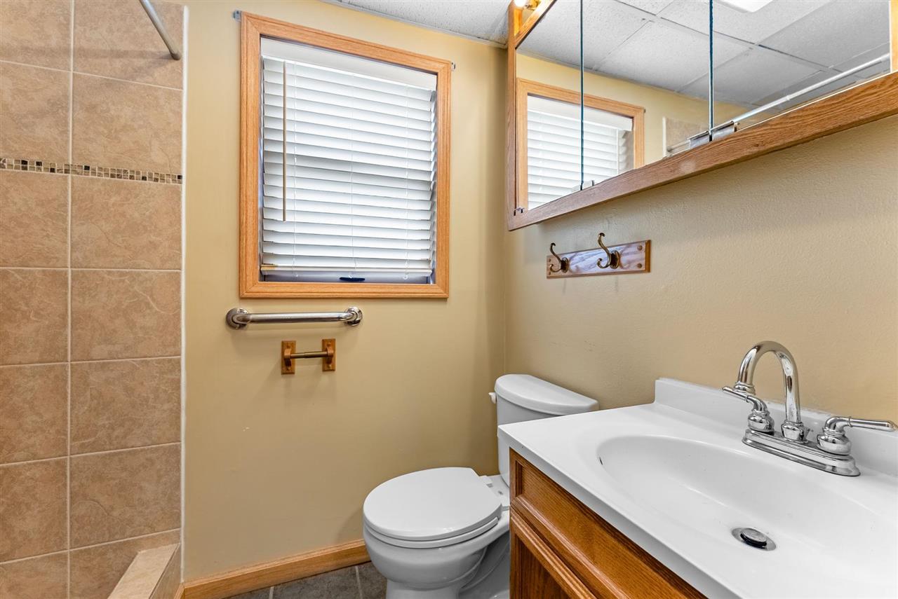 984A Newell Avenue Muscatine IA 52761