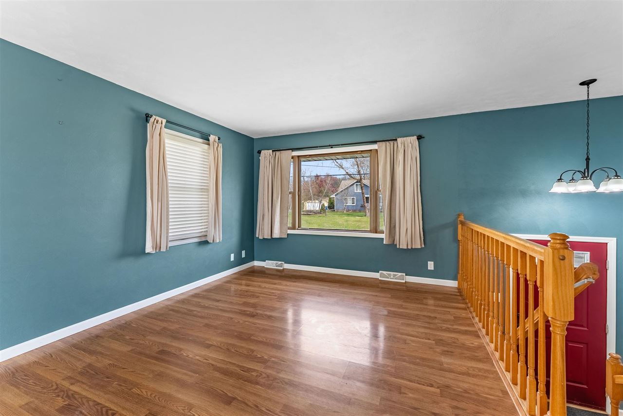 984A Newell Avenue Muscatine IA 52761