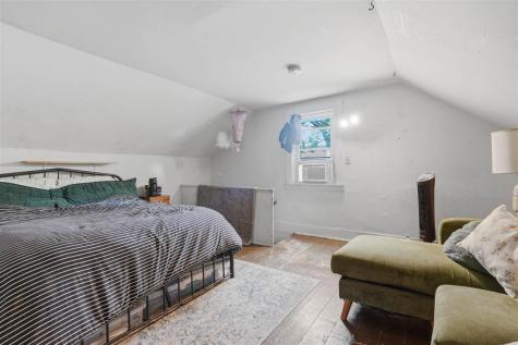 204 N Gilbert Street Iowa City IA 52240