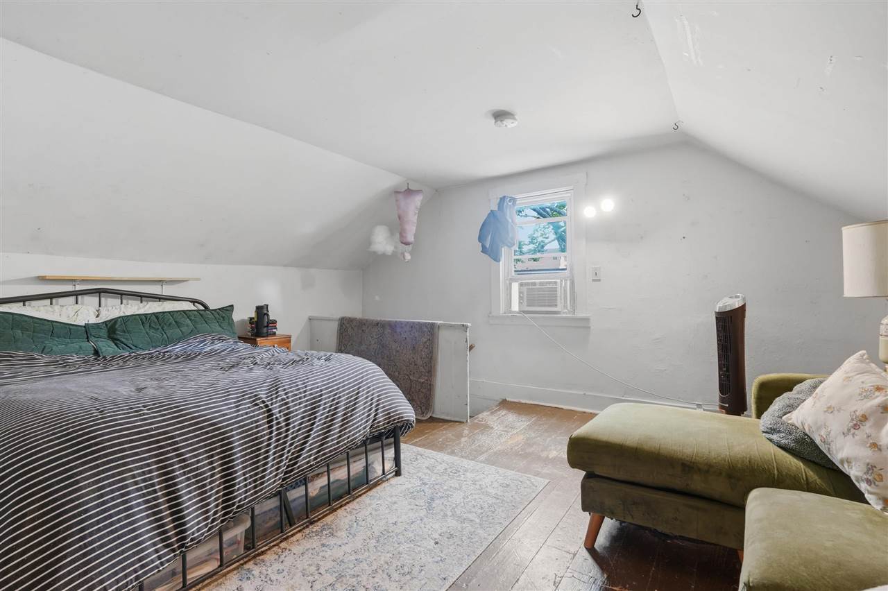 204 N Gilbert Street Iowa City IA 52240