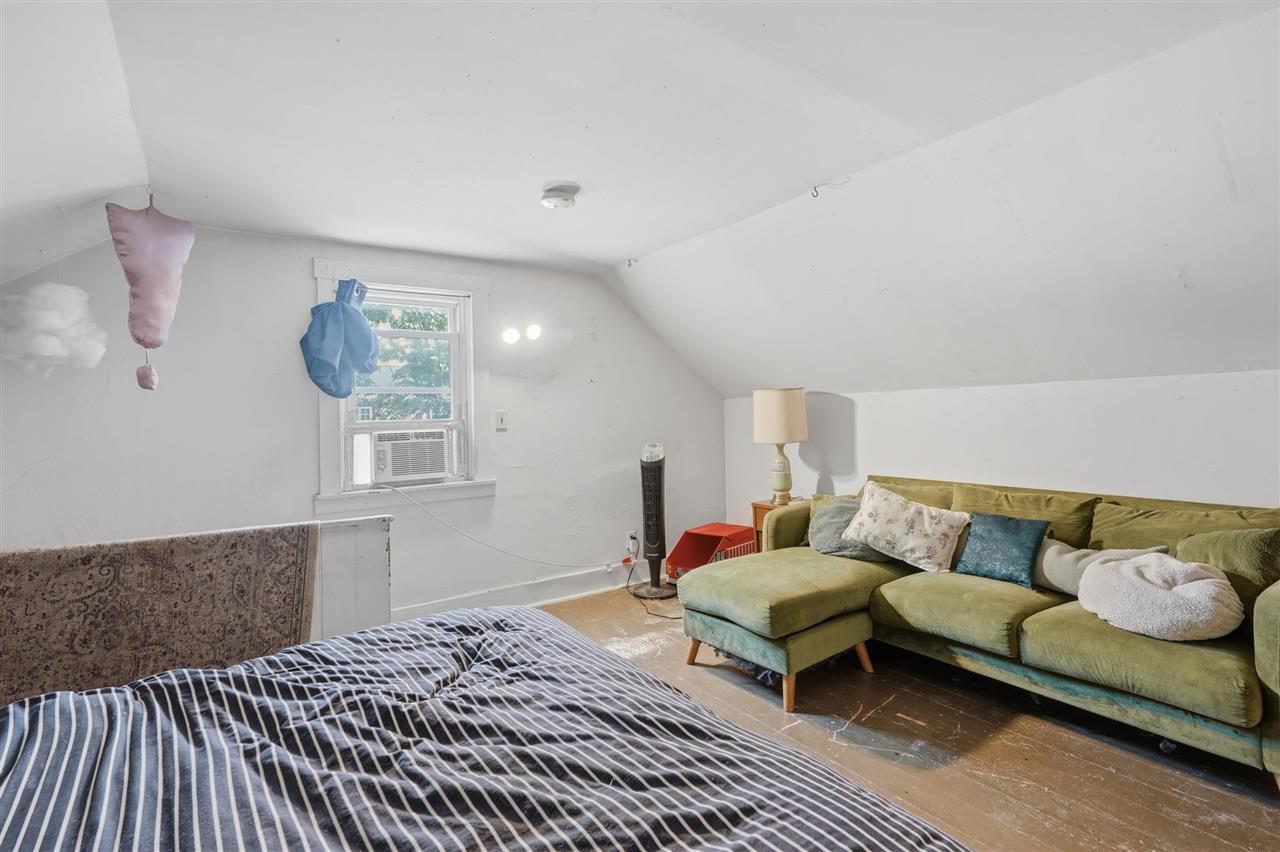 204 N Gilbert Street Iowa City IA 52240