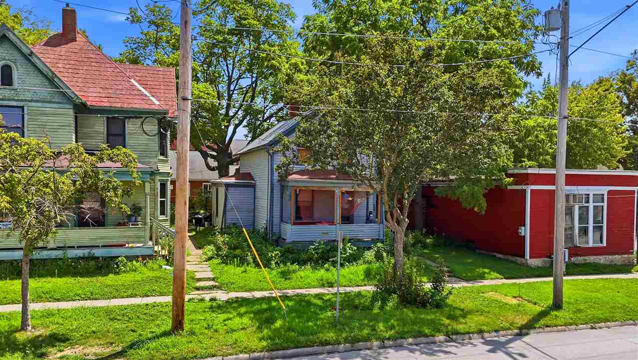 204 N Gilbert Street Iowa City IA 52240