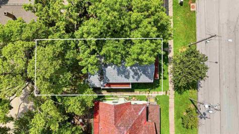 204 N Gilbert Street Iowa City IA 52240