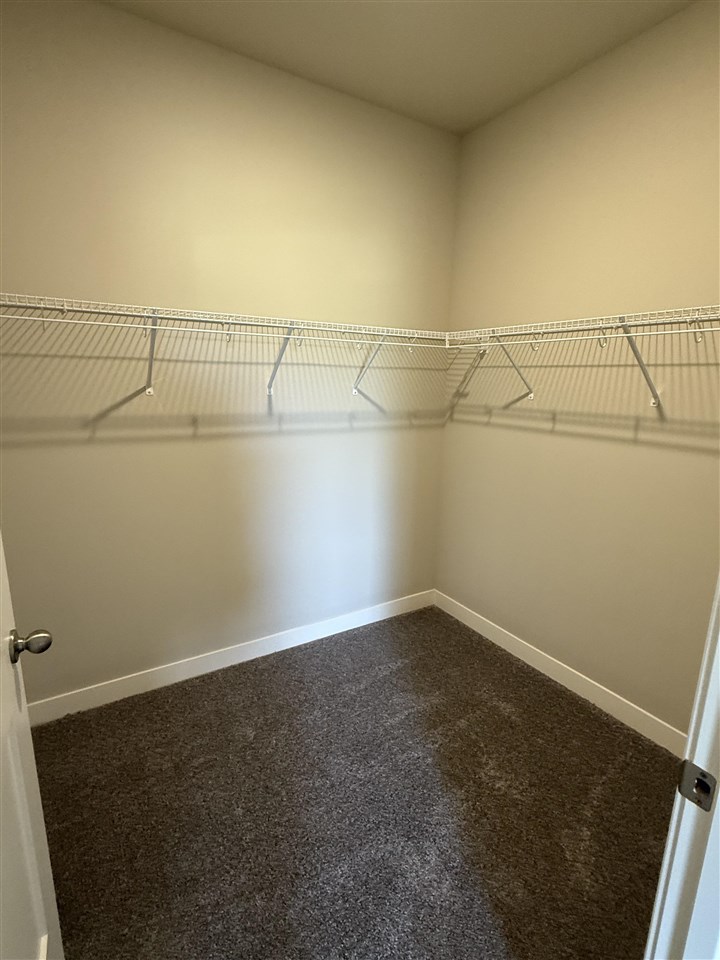 260 Knoll Ridge Drive Hills IA 52235