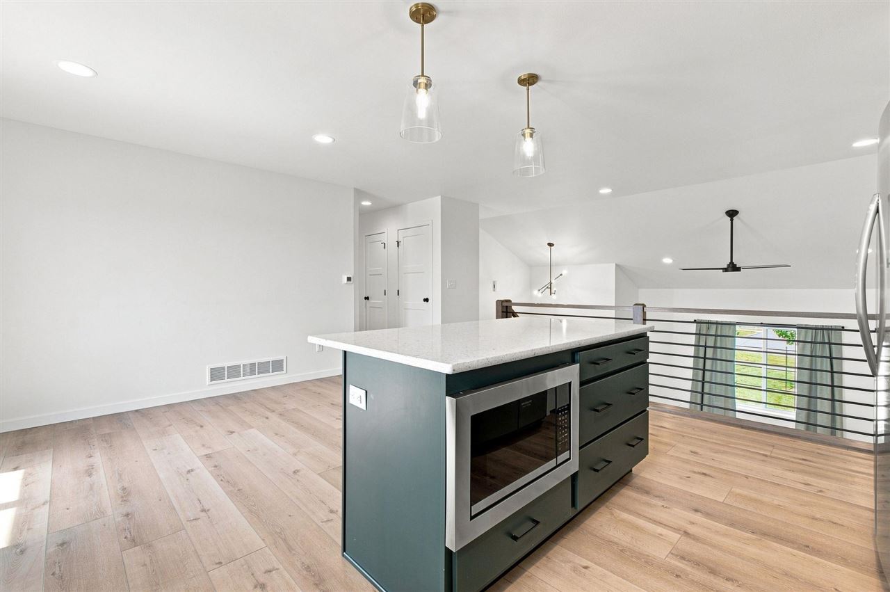 386 Sierra Trace Coralville IA 52241
