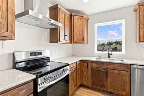 386 Sierra Trace Coralville IA 52241