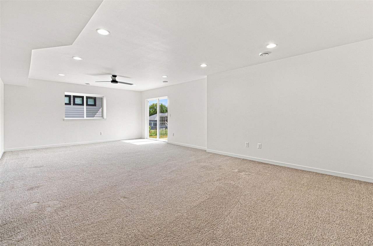 386 Sierra Trace Coralville IA 52241