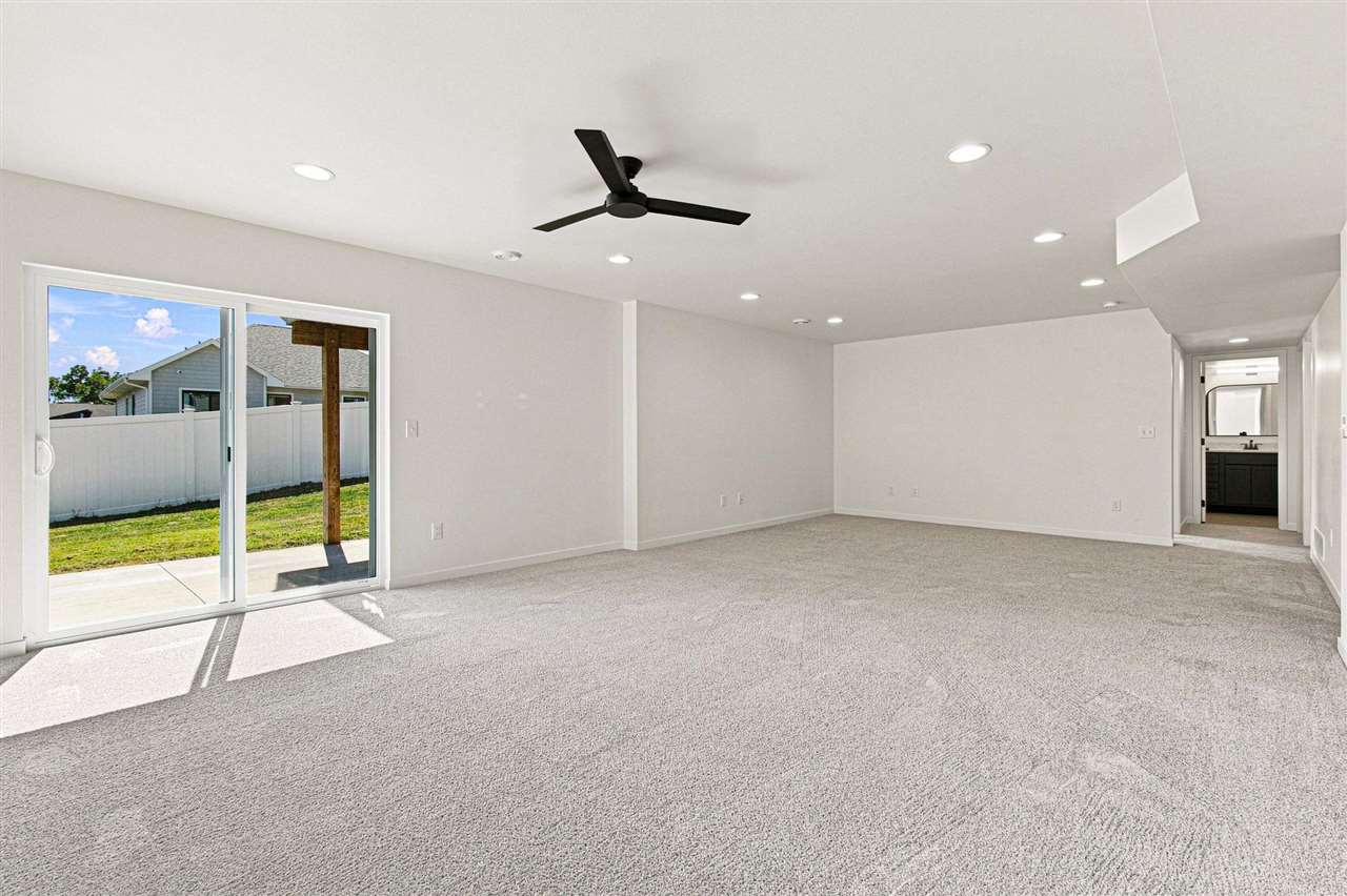 386 Sierra Trace Coralville IA 52241
