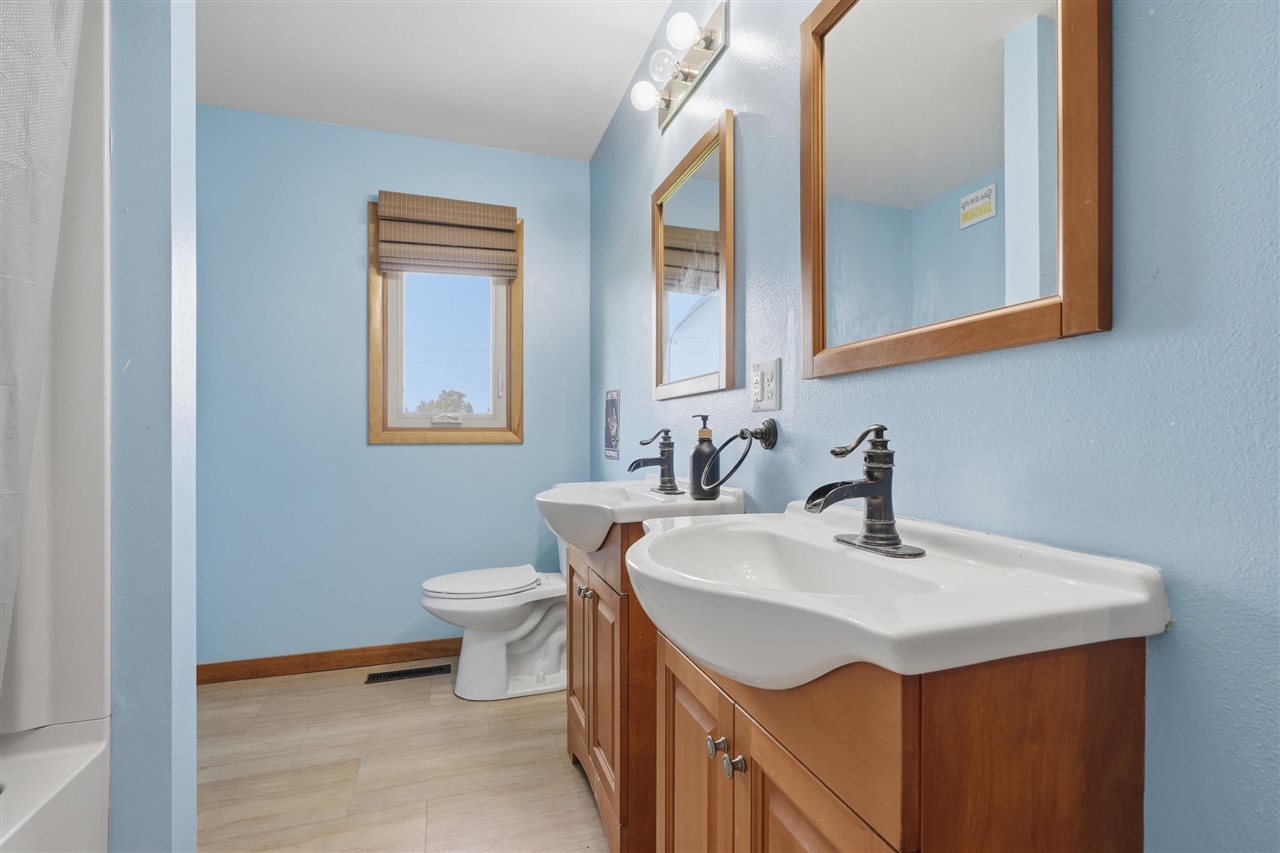 110 E Washington Street North English IA 52316