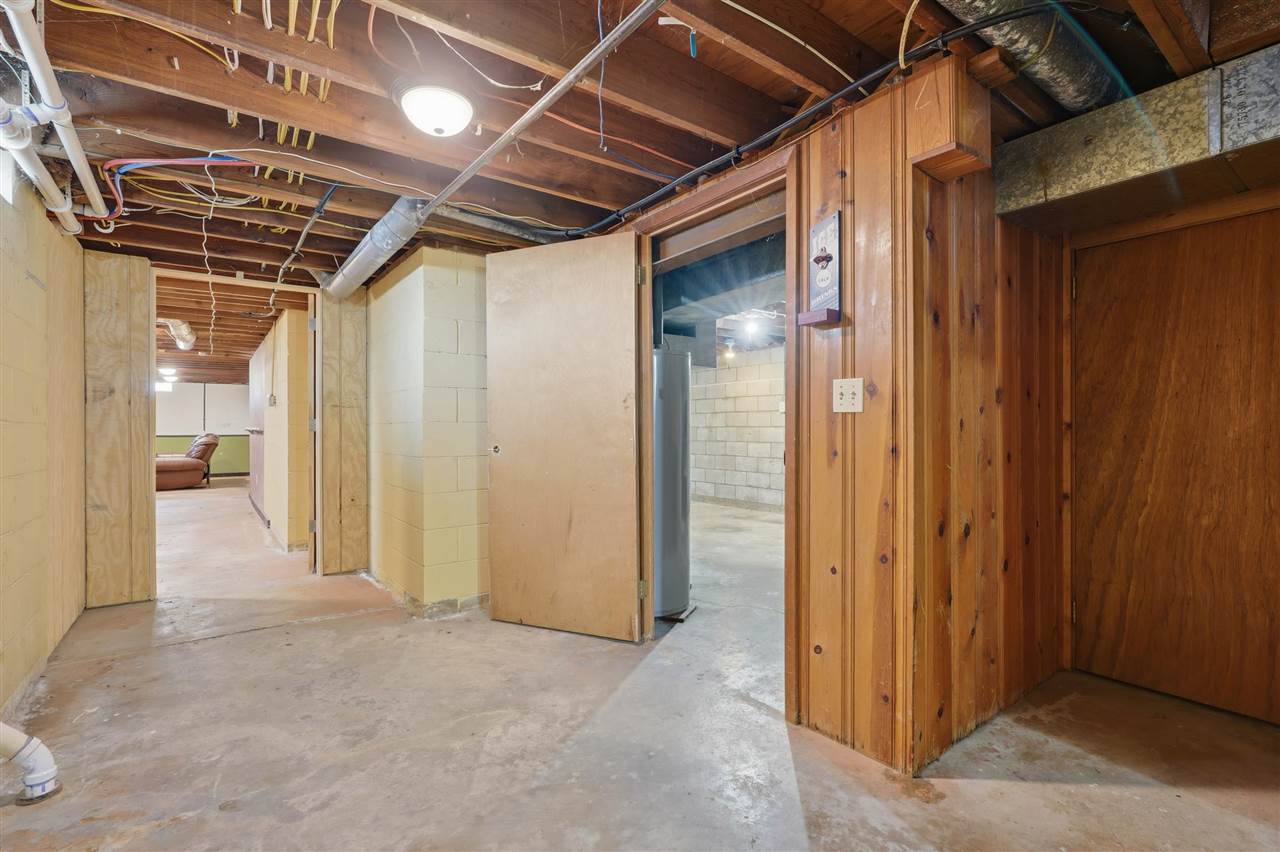 110 E Washington Street North English IA 52316