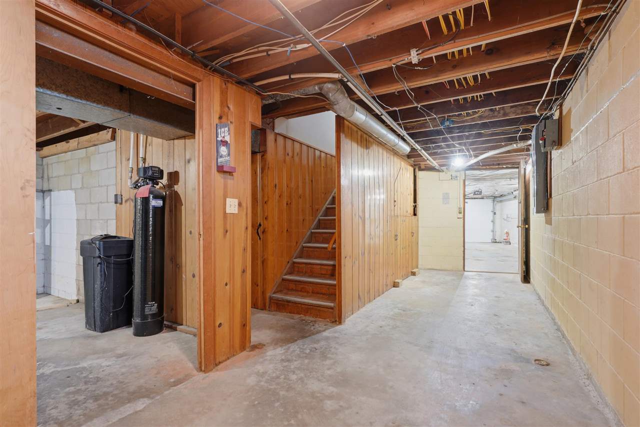 110 E Washington Street North English IA 52316