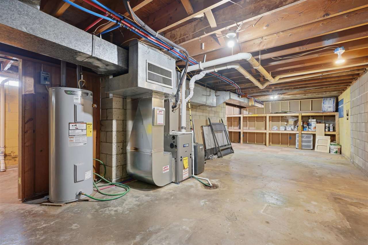 110 E Washington Street North English IA 52316