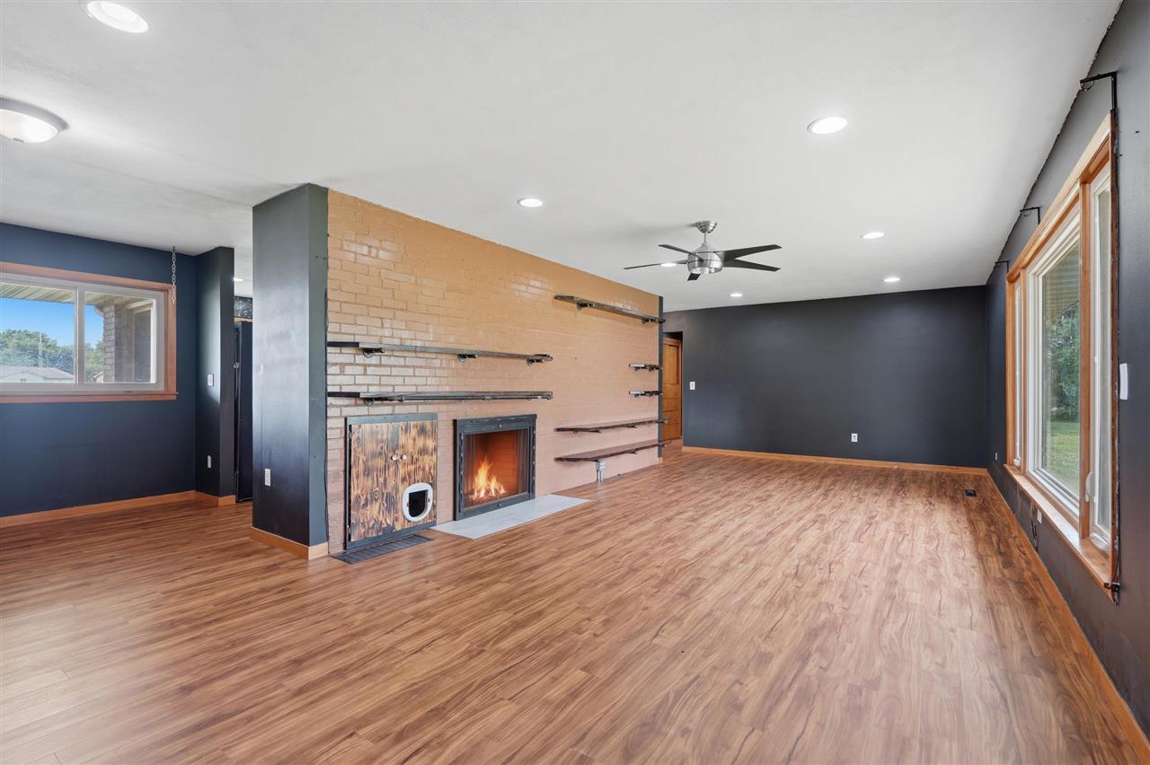 110 E Washington Street North English IA 52316