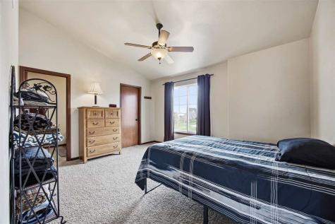 1072 Patton Lane North Liberty IA 52317