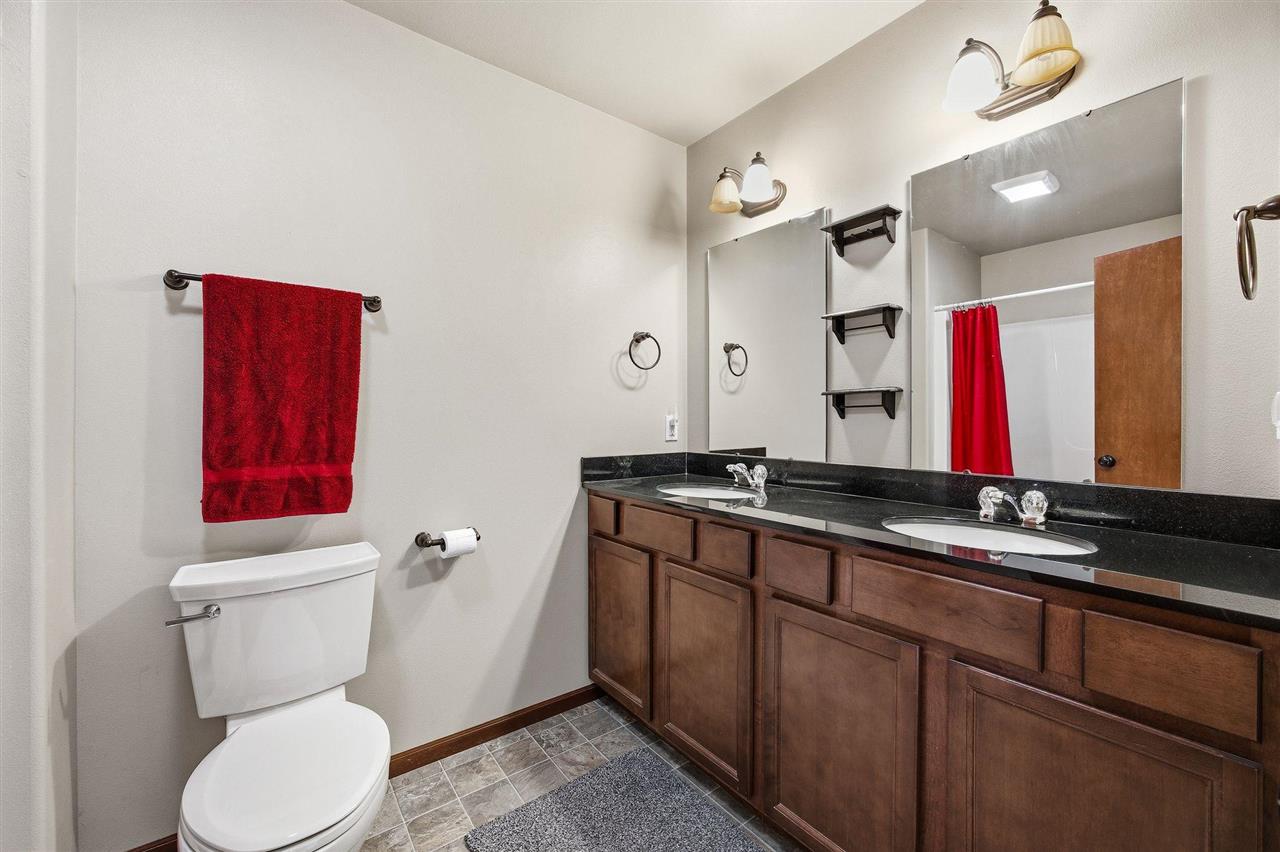 1072 Patton Lane North Liberty IA 52317