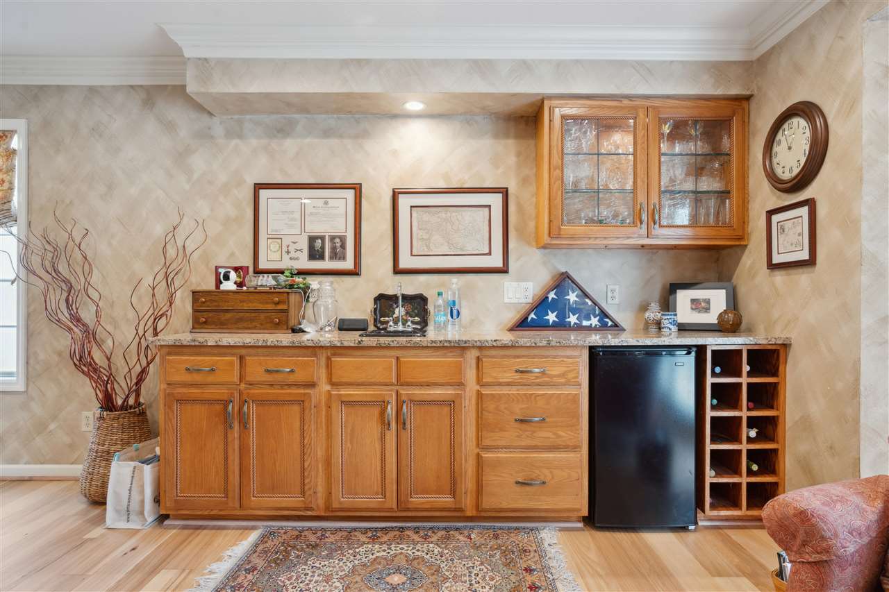 525 Indian Road SE Cedar Rapids IA 52403