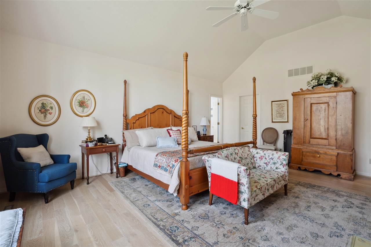 525 Indian Road SE Cedar Rapids IA 52403