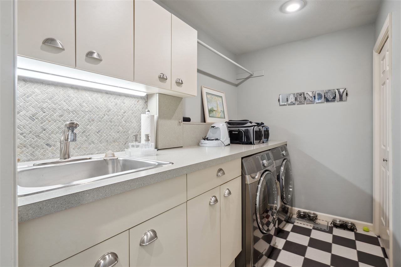 525 Indian Road SE Cedar Rapids IA 52403