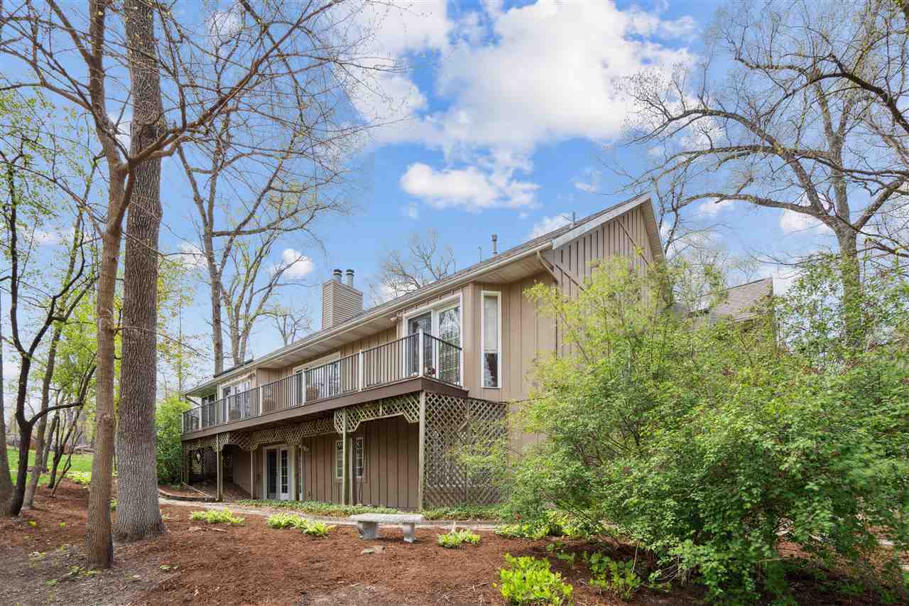 525 Indian Road SE Cedar Rapids IA 52403
