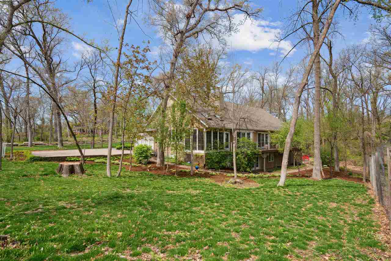 525 Indian Road SE Cedar Rapids IA 52403
