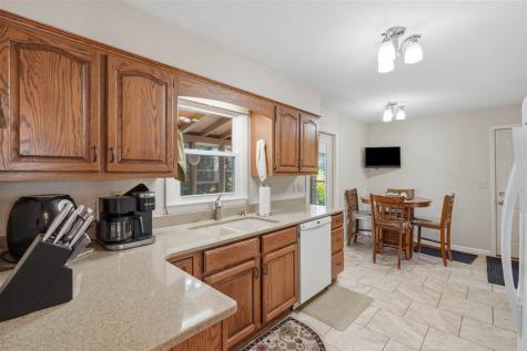 304 NE Norman Drive Cedar Rapids IA 52402