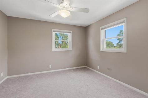 304 NE Norman Drive Cedar Rapids IA 52402