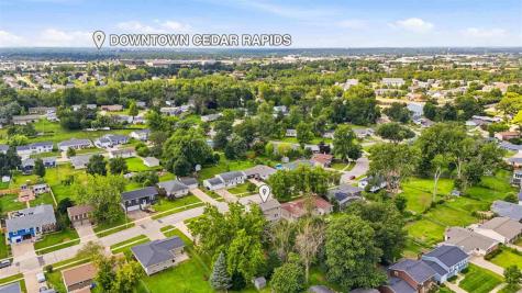 304 NE Norman Drive Cedar Rapids IA 52402