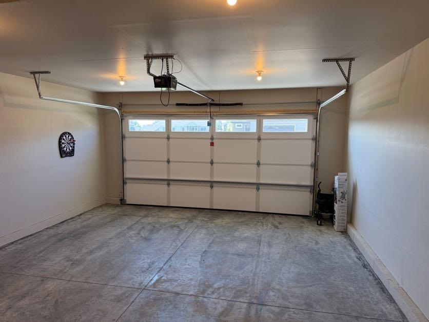 819 Prairie View Drive West Branch IA 52358