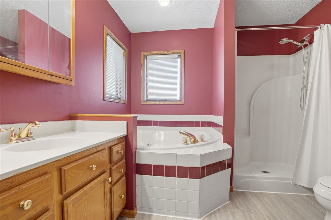 665 Andrews Court North Liberty IA 52317