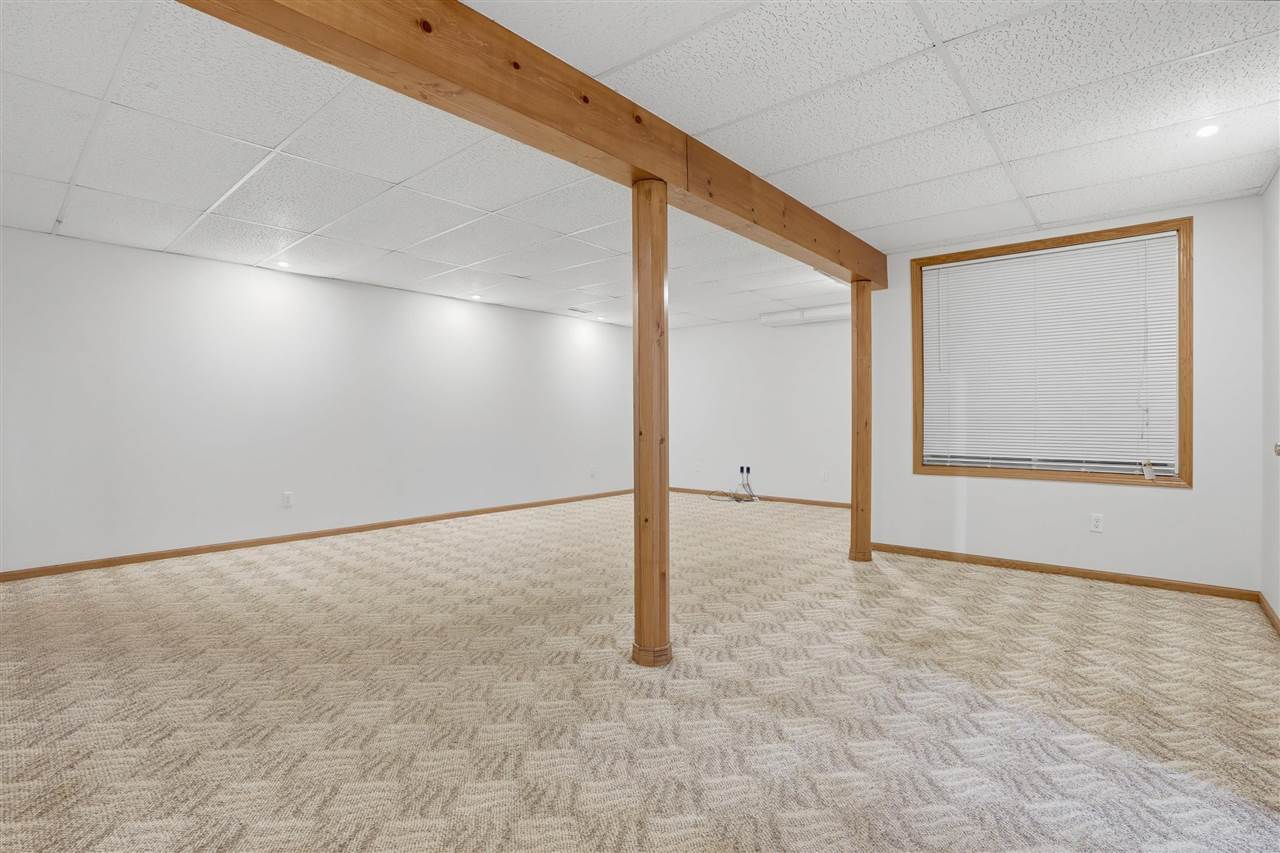 665 Andrews Court North Liberty IA 52317