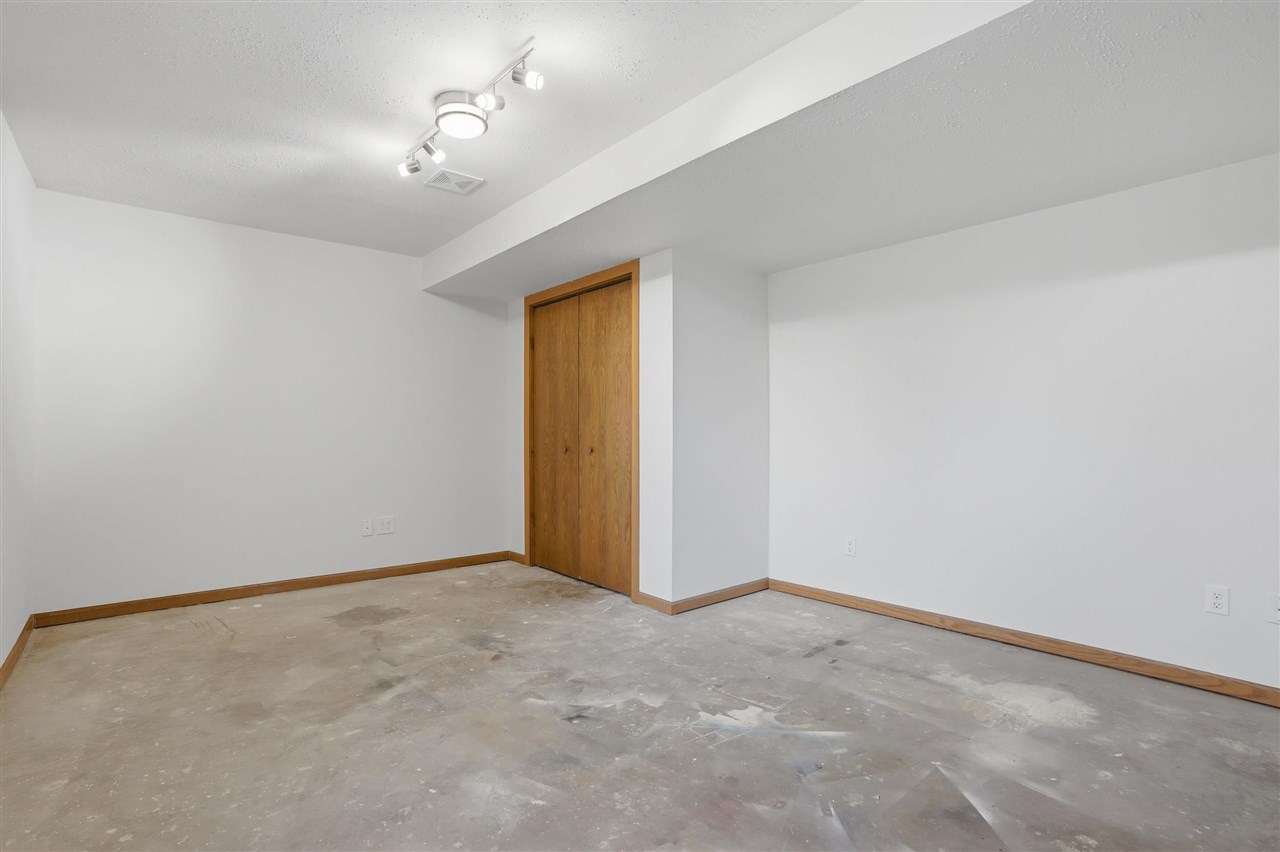 665 Andrews Court North Liberty IA 52317